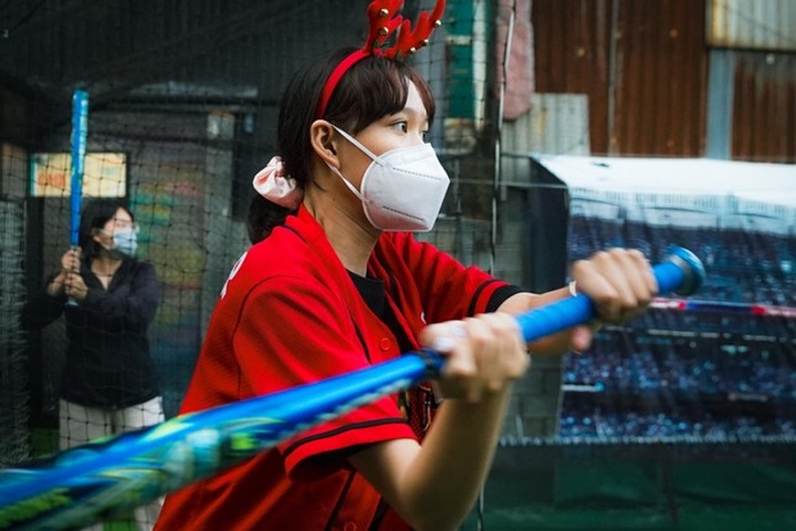 Coffee shop provides space for baseball players in HCM City - 5 Coffee shop provides space for baseball players in HCM City - 5