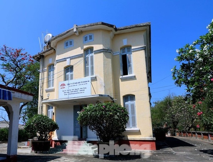 Khanh Hoa reclaims resort mansion of late King Bao Dai - 1