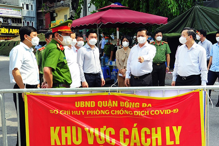 Hanoi party secretary urges to tighten social distancing - 1 Hanoi party secretary urges to tighten social distancing - 1
