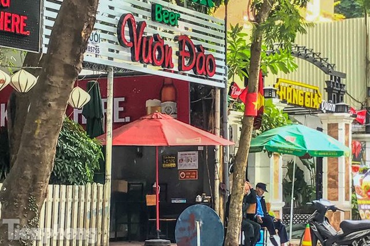 Hanoi old villas turned into restaurants - 3