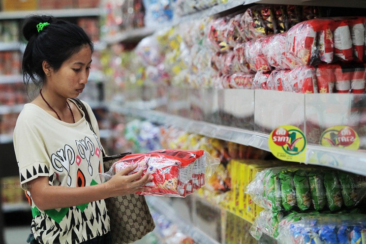 Thailand issues bill targeting adverts in bid to improve children's diet - 1