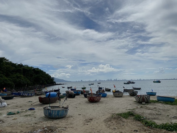 Danang residents denounce tourism project for blocking beach - 1 Danang residents denounce tourism project for blocking beach - 1