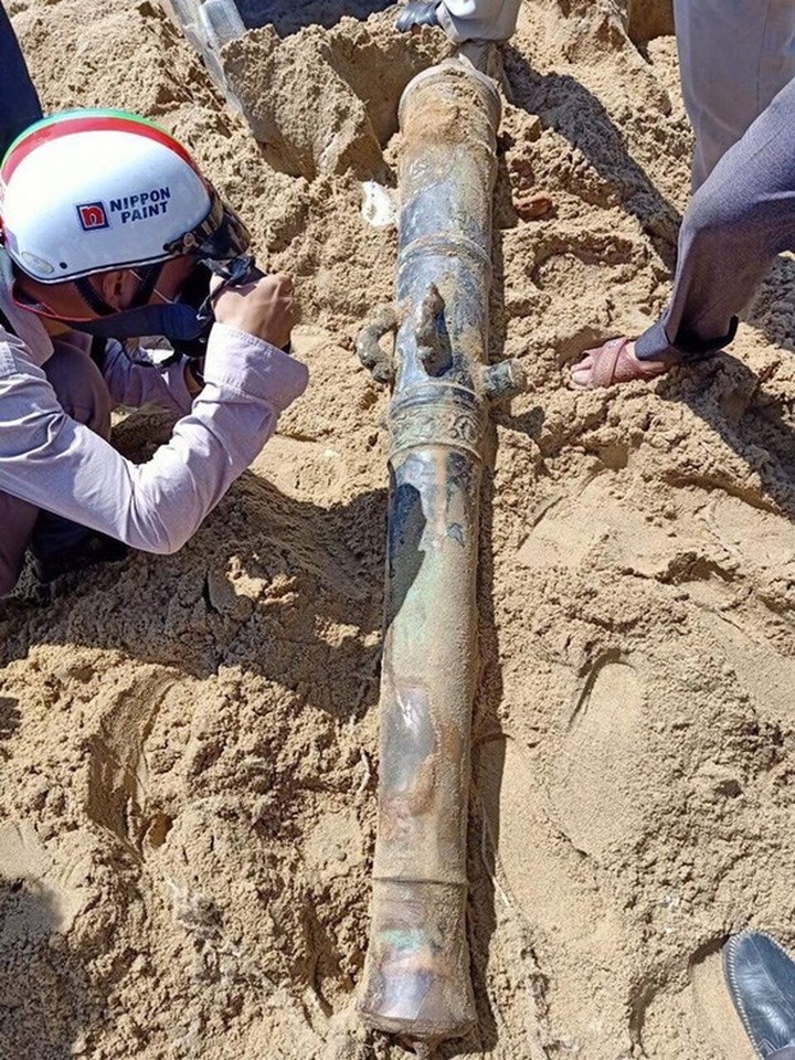 Nguyen Dynasty cannon found in Da Nang - 1