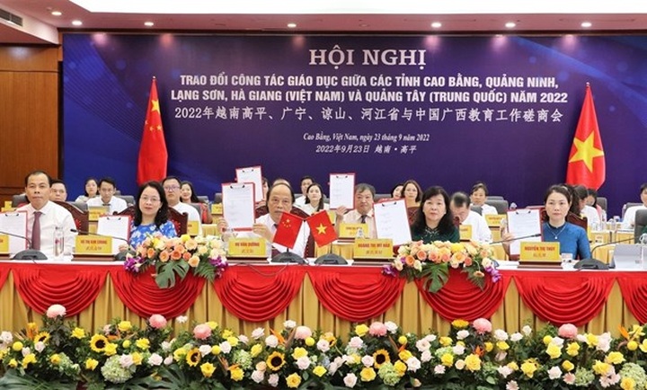Vietnamese border provinces, China’s Guangxi strengthen educational cooperation - 1 Vietnamese border provinces, China’s Guangxi strengthen educational cooperation - 1