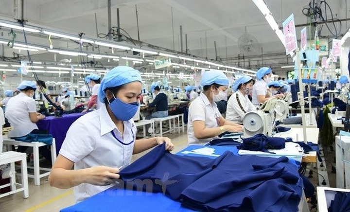 Standard Chartered: Vietnam's economic recovery momentum to be stronger in Q2 - 1