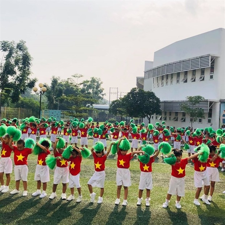 Childcare support key to keeping factories ticking over: experts - 1