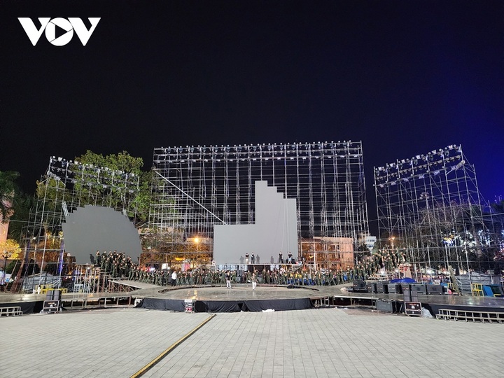 Drone light show to be highlight of Vietnam Tourism Year - Dien Bien 2024 - 1