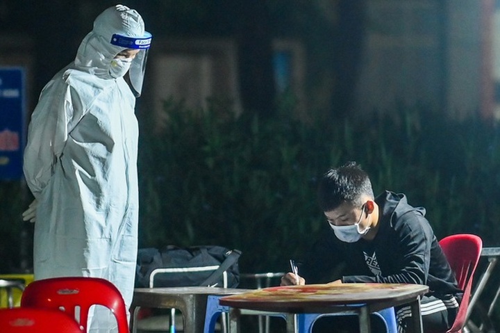 Three more locally-transmitted Covid-19 infection cases recorded on Friday morning - 1