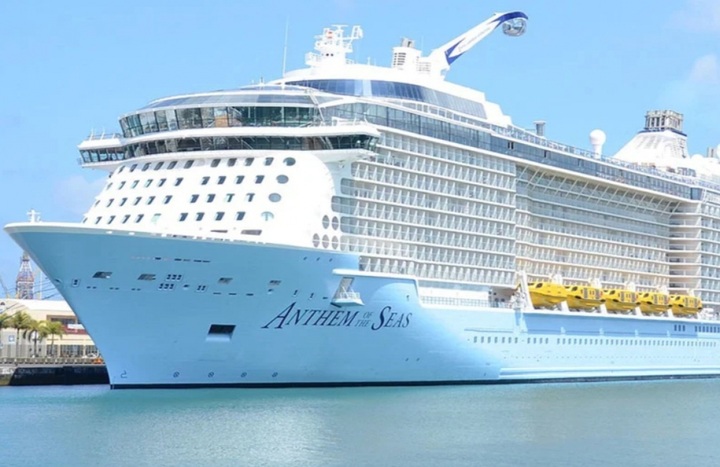 Anthem of the Seas to bring visitors to Vietnam next year - 1 Anthem of the Seas to bring visitors to Vietnam next year - 1