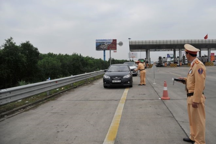 21 killed in traffic accidents on second day of Tet - 1