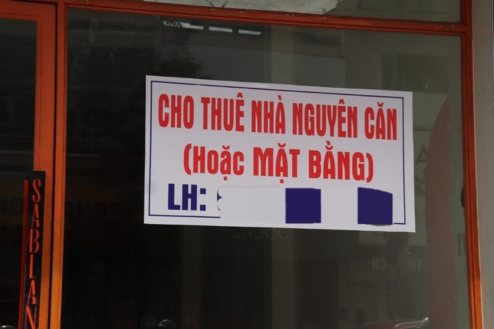 Danang fashion street slowly dies - 3