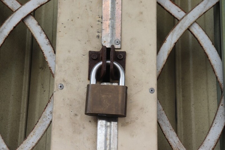 Danang fashion street slowly dies - 6