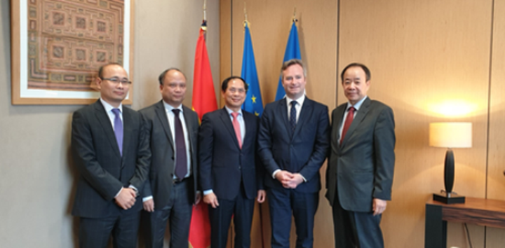 PM’s Special Envoy visits France - 1 PM’s Special Envoy visits France - 1