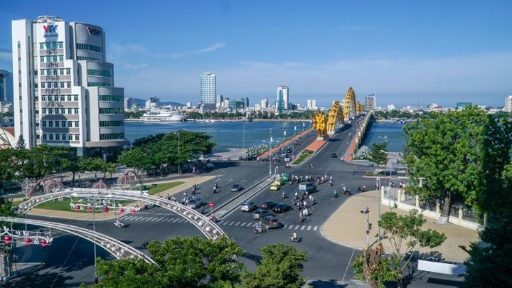 Da Nang hosts Smart City Summit 2019 - 1