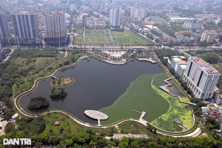 Hanoi public park project abandoned for many years - 1 Hanoi public park project abandoned for many years - 1