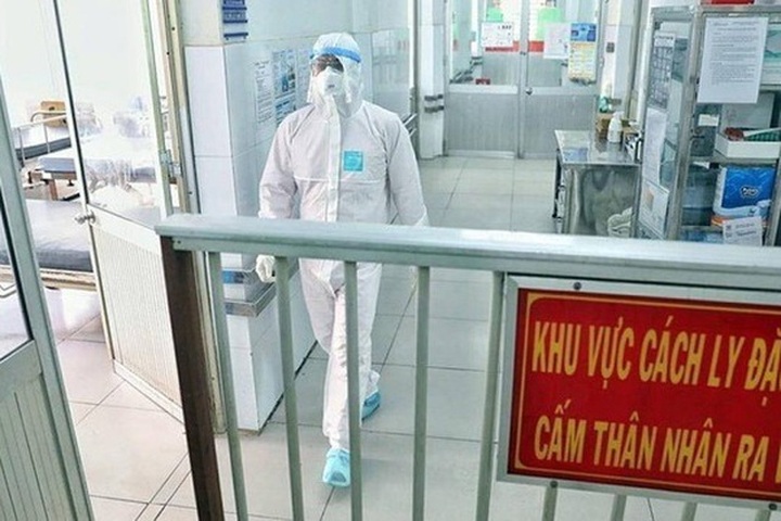 Eight Vietnamese people infected with Covid-19 after returning from Japan - 1