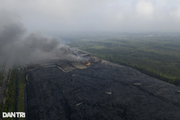 HCM City waste treatment plant causes pollution - 5