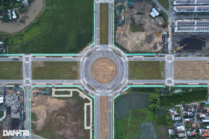 Hue to open bicycle lanes on pavements - 1