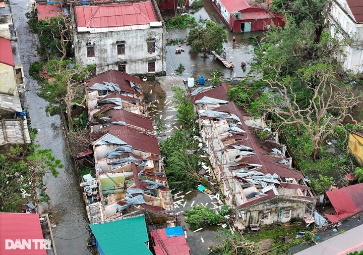 Heavily damaged schools remain closed following typhoon - 1