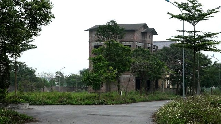 PM urges resolution to Hanoi abandoned urban area project - 3