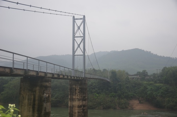 Dilapidated bridges in Quang Binh in need of renovation - 1