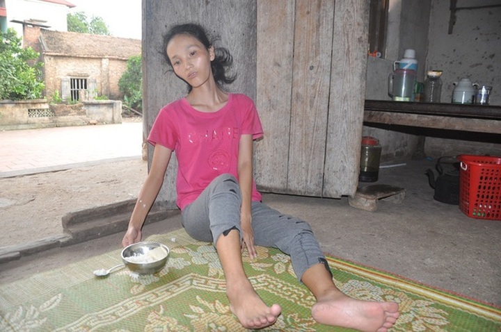 Father and daughter call for help to fight cancer - 1 Father and daughter call for help to fight cancer - 1