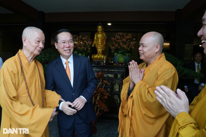 State president congratulates Buddhist dignitaries on Buddha's birthday - 2