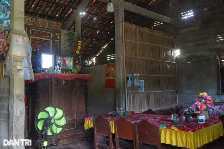 Elderly woman needs help to support two mentally-ill daughters - 3