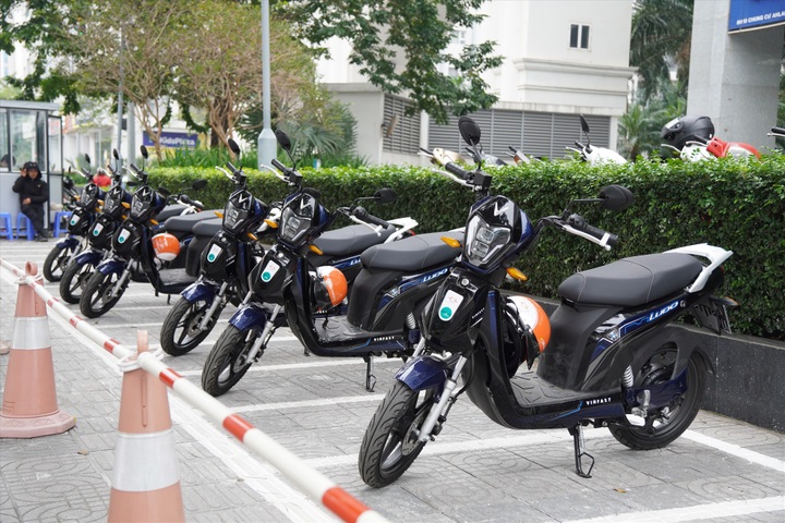 Hanoi’s e-bike sharing service attracts modest number of passengers - 1