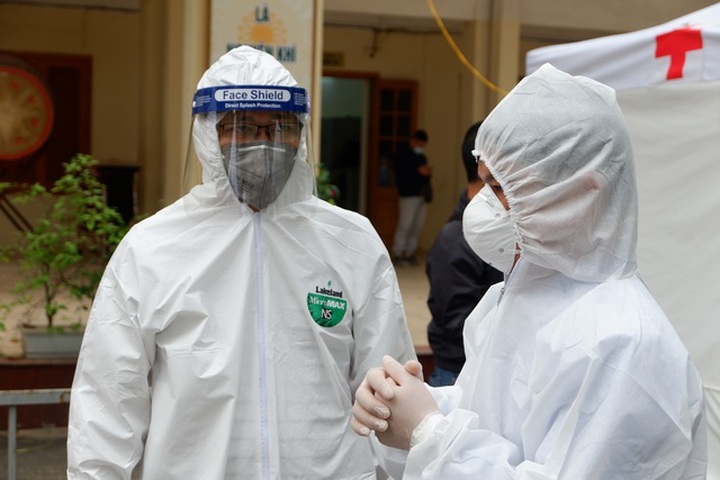 Three more Covid-19 cases reported in hotspot Hai Duong - 1