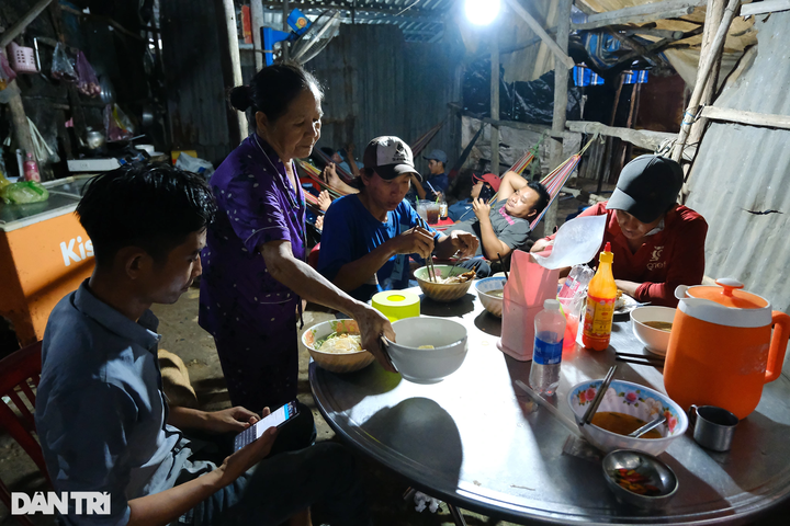 HCM City waste treatment plant causes pollution - 4