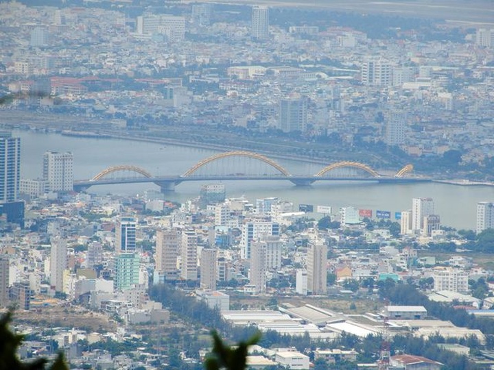 Danang slips in Provincial Competitiveness Index - 1