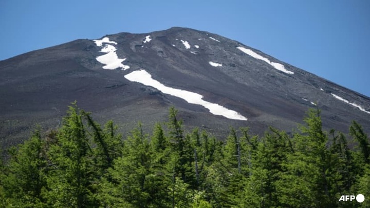 Four die on Mount Fuji ahead of climbing season: Japan's NHK - 1
