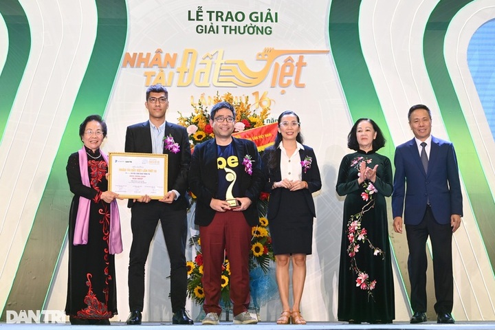 Vietnamese Talent Awards 2022 honour outstanding inventions - 11