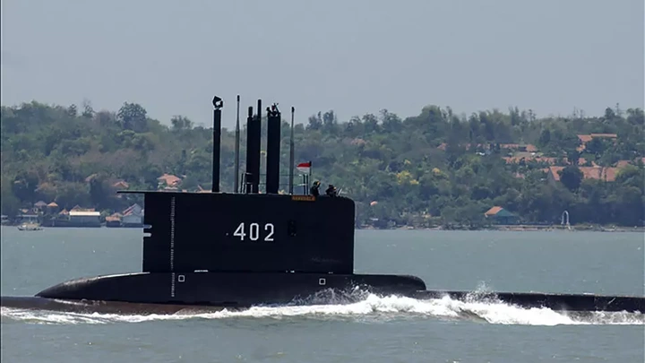 Indonesia navy searching for submarine with 53 aboard - 1 Indonesia navy searching for submarine with 53 aboard - 1
