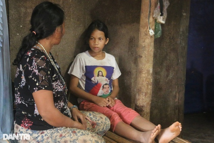 Ethnic minority girl struggling with cirrhosis in need of support - 1