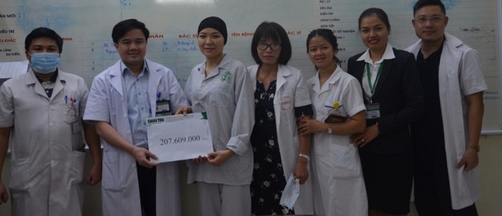 Dantri readers donate to help terminally-ill nurse - 1 Dantri readers donate to help terminally-ill nurse - 1