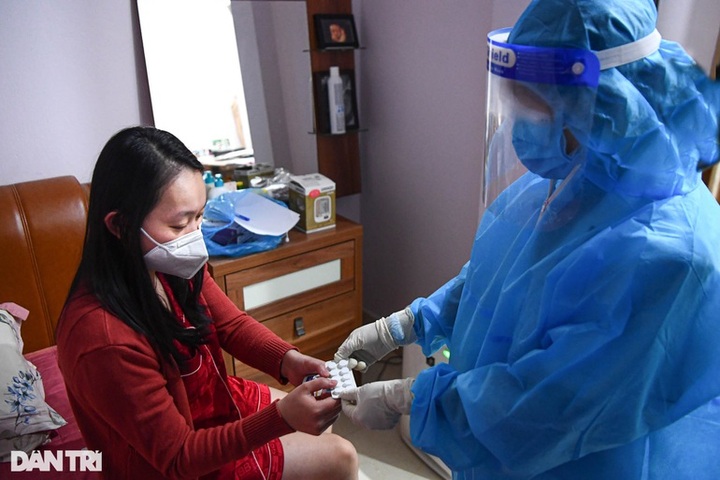 More Covid-19 treatment drug supplied for Hanoi - 1