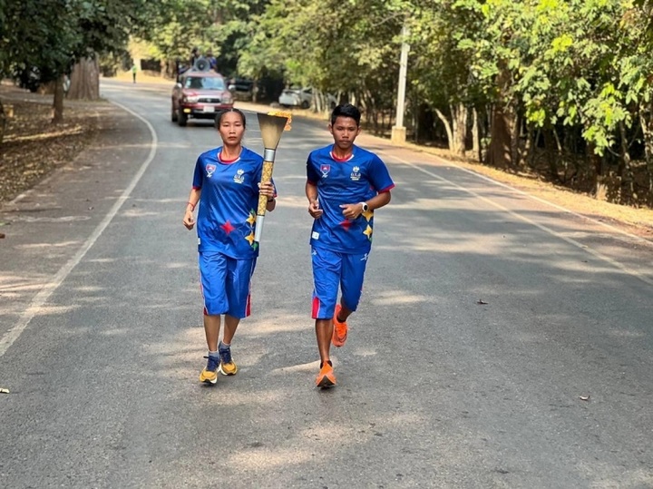 SEA Games 32 torch set to arrive in Hanoi - 1