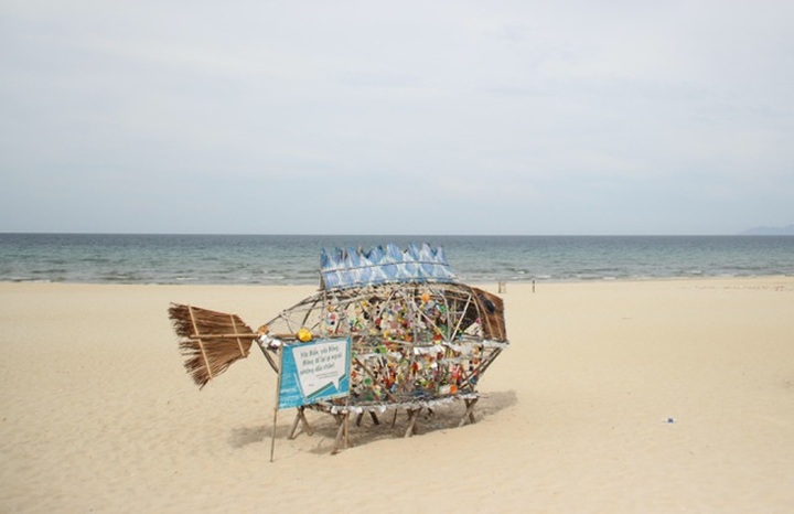 Danang streets deserted as social distancing reapplied - 5