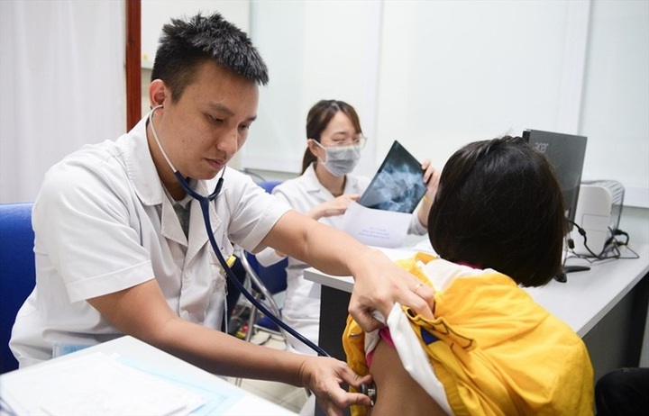 Tamiflu prices rocket during flu season - 1