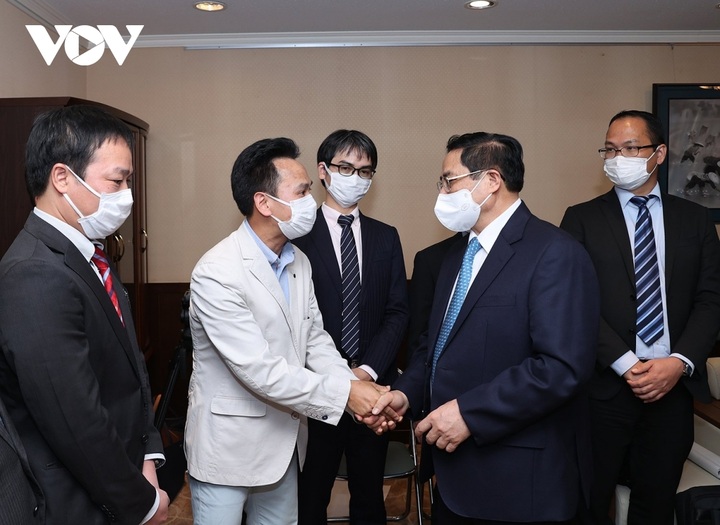 Government chief meets Vietnamese intellectuals in Japan - 1 Government chief meets Vietnamese intellectuals in Japan - 1