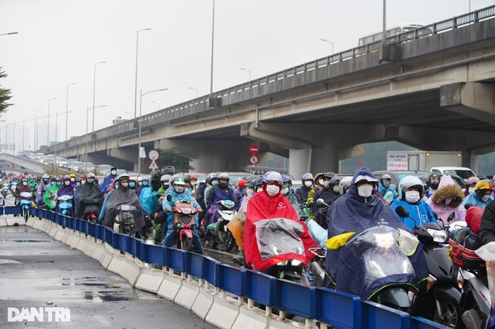 121 killed in traffic accidents during Tet holiday - 1