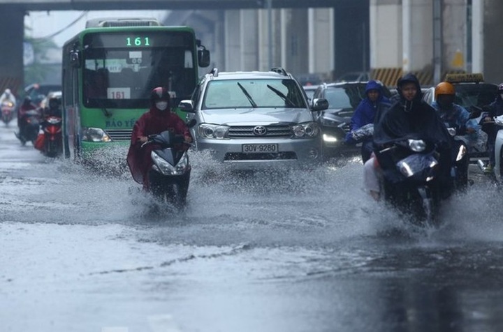 Heavy rains continue throughout northern region - 1 Heavy rains continue throughout northern region - 1