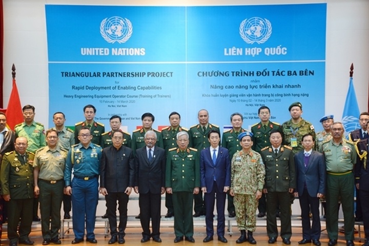 Training course for UN peacekeeping engineers opens in Hanoi - 1