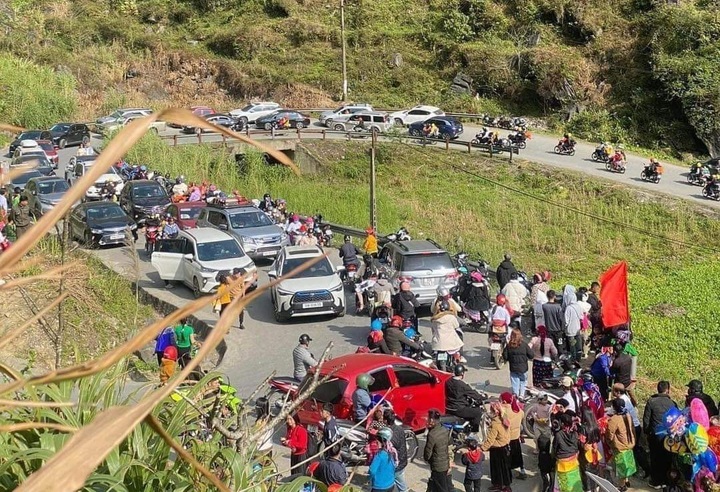 Ha Giang attracts tourists on Tet - 5