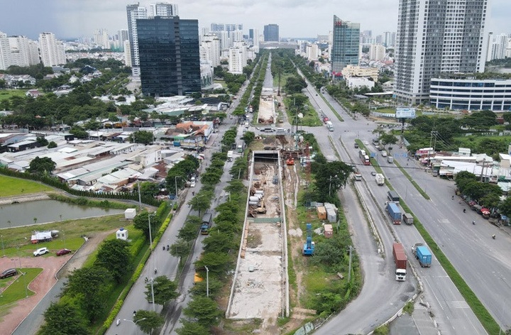 HCM City to complete four projects to ease traffic congestion - 2