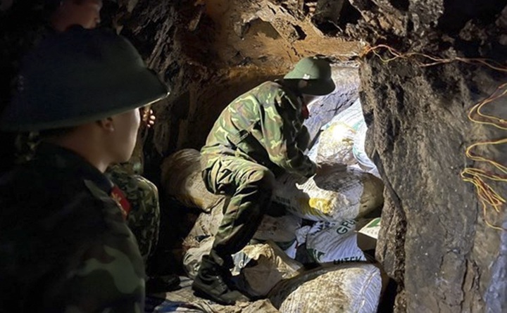 Lai Chau cracks down on illegal gold mines - 1