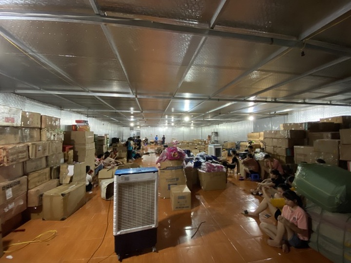 Police raid large illegal trading ring in Lao Cai - 1