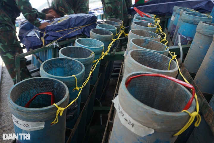 Teams ready for Da Nang International Fireworks Festival opening ceremony - 4